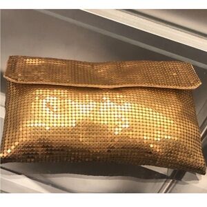 Vintage Whiting & Davis Gold Chainmail 70’s Clutch Bag